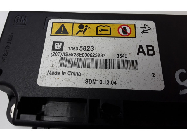 Блок подушек безопасности 13505823   Chevrolet Orlando