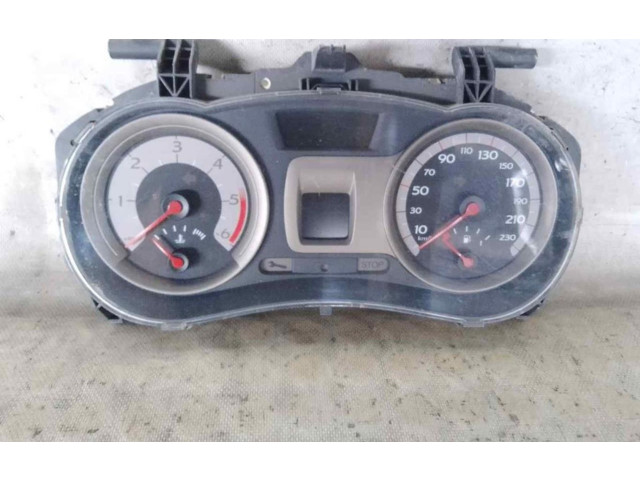 Панель приборов 8200582709G   Renault Clio III       