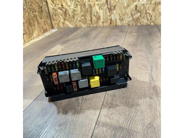 Pojistková skříňka A2129008307 Mercedes-Benz E W212 2010