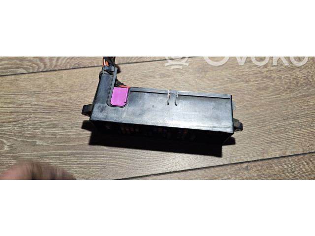   Pojistková skříňka 1t1937615b   Volkswagen Tiguan 2015