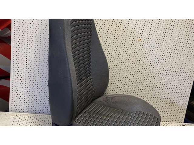 Переднее сиденье пассажира