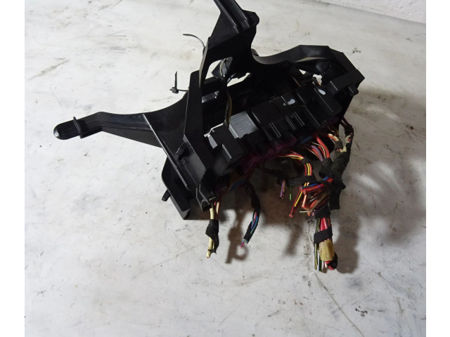   Pojistková skříňka 7L0937548C   Audi Q7 4L 2007