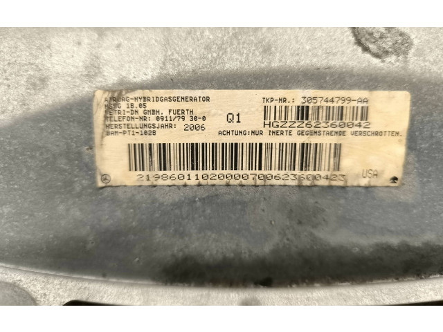 Zpětné zrcátko Mercedes-Benz CLS AMG C219 2007 A2198601102