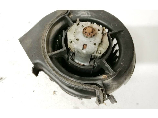 Вентилятор печки       Volkswagen Jetta I