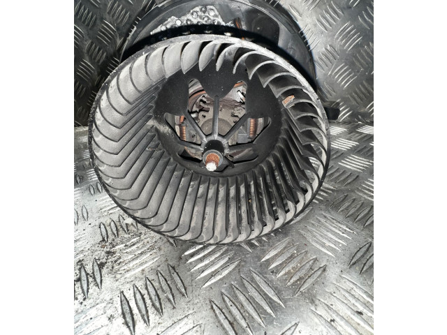 Вентилятор печки F011500045, 2468105382 Volkswagen Jetta V
