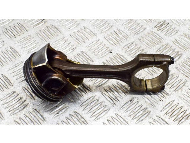 Píst 7621253, 7601181 BMW 1 F20 F21 pro benzínový motor 1.6 N13 B16 A