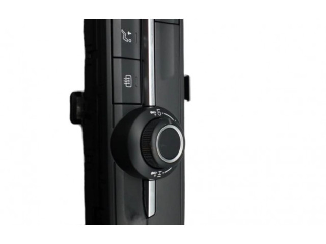 Блок управления климат-контролем    Peugeot Traveller