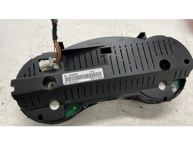 Přístrojová deska Mercedes-Benz R W251 2007 A2514402011