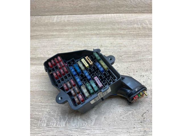 Pojistková skříňka 8D1941824 Audi A6 S6 C7 4G 2011