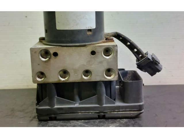 Блок АБС 8619538 Volvo S80 1999 - 2003 года