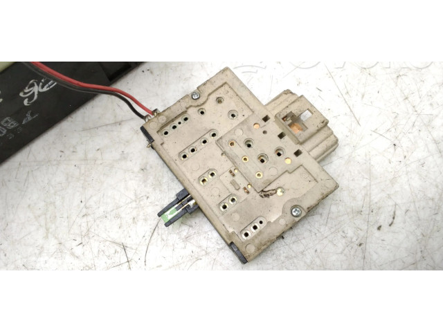 Блок управления климат-контролем Mazda 323 F