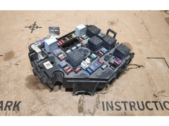 Блок предохранителей  10888784   MG HS    