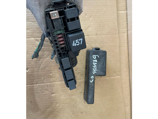 Блок управления Mitsubishi Grandis