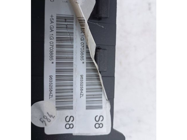 Подушка безопасности водителя 96352584ZL   Citroen Saxo