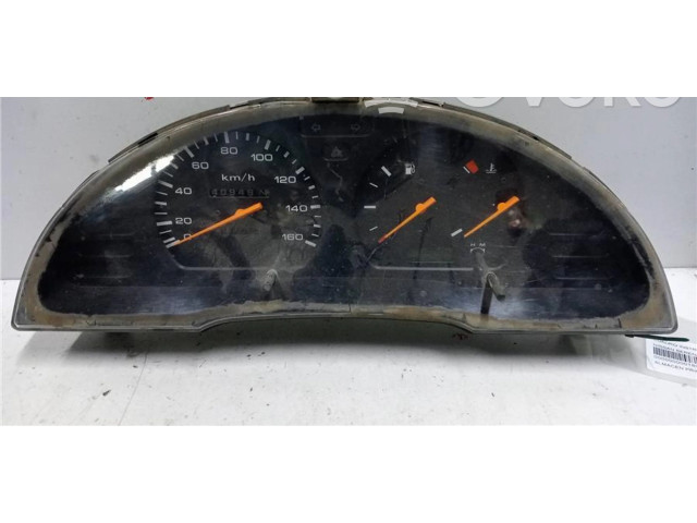 Přístrojová deska Nissan Serena 1992 19663701, 0090059