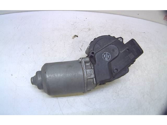 Моторчик дворников     Saab 9-5