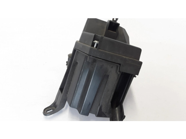 Pojistková skříňka 8200626353 Renault Wind 2013