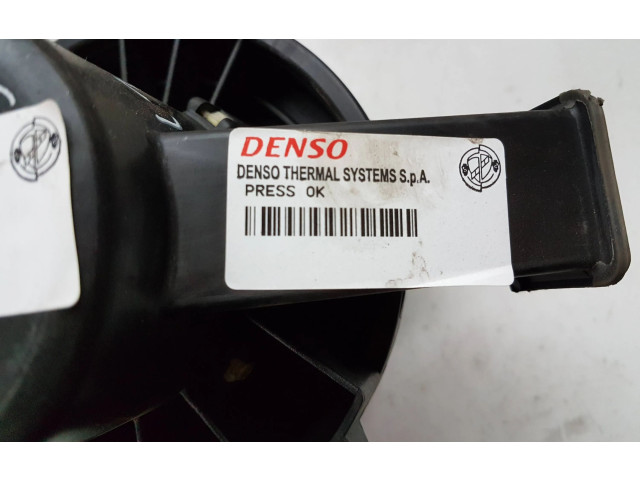 Вентилятор печки    68363399AA   Jeep Compass