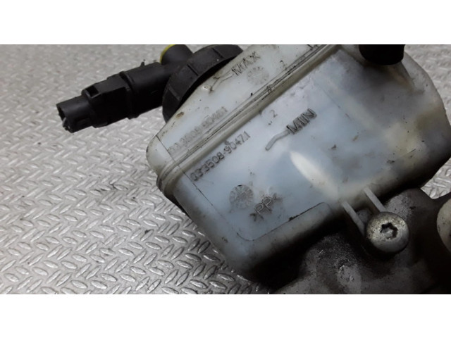 Главный тормозной цилиндр