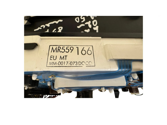 Панель приборов MR559166, MM0017073 Mitsubishi L200