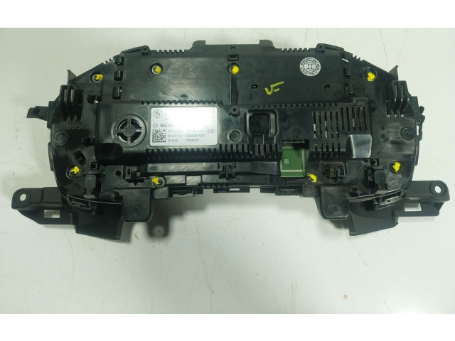 Přístrojová deska BMW 4 G22 G23 G24 G26 2022 62105B35D79, 62105A5A9F4