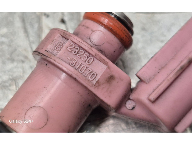 Vstřikovač 2325031070 Lexus GS 300 350 430 450H