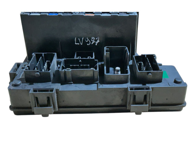 Блок предохранителей P04692341AC, TJFQQ3360F3J17 Jeep Patriot