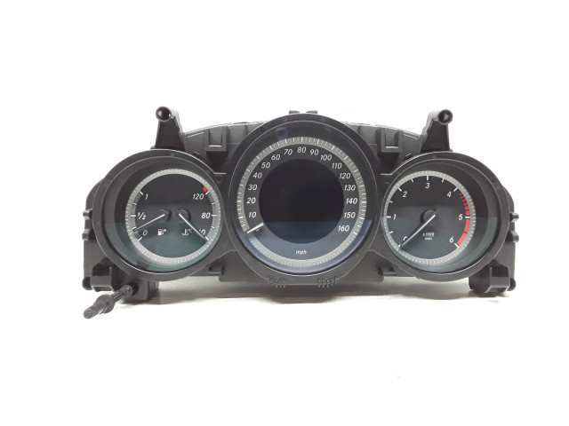 Přístrojová deska Mercedes-Benz C W204 2012 A2049004809