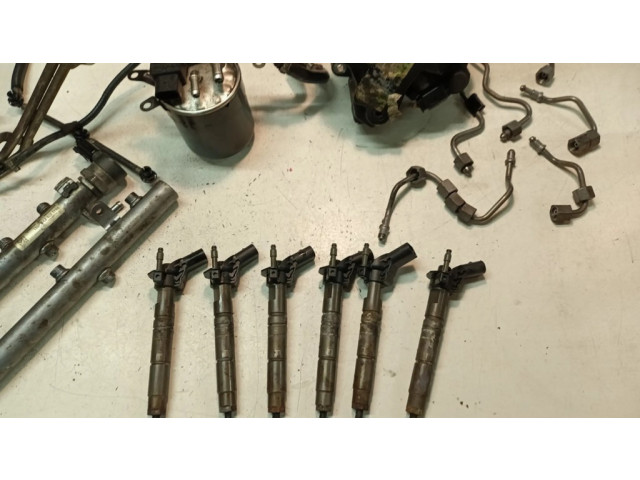 Vstřikovač A6420701187, 0445116026 Mercedes-Benz E W212 pro naftový motor 3.0 642850