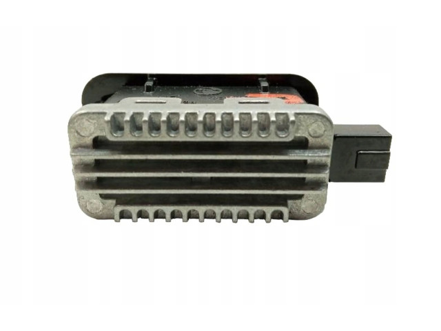 Дисплей 5E3052133E Skoda Karoq