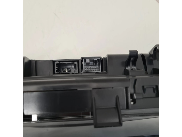 Přístrojová deska BMW 1 F20 F21 2015 9232892, 680495101