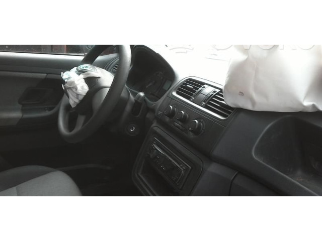 Блок управления климат-контролем 5J08190459B9 Skoda Fabia Mk2 (5J)