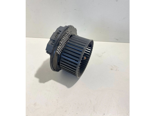 Вентилятор печки    2002221   Volkswagen Touran I