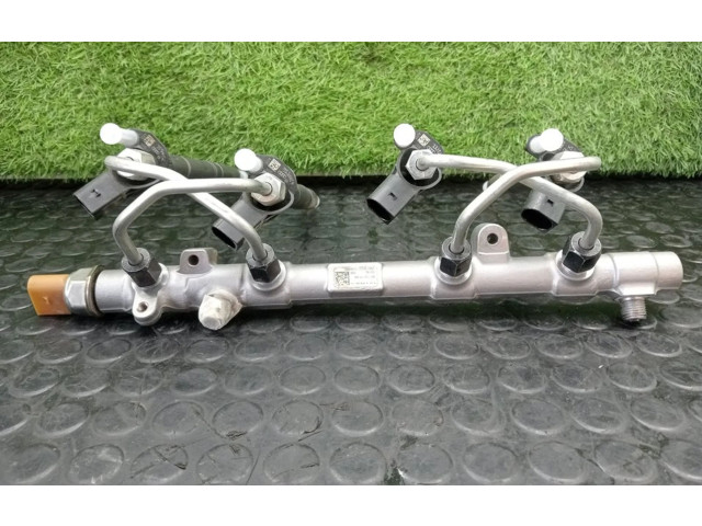 Vstřikovací lišta Audi A8 S8 D5