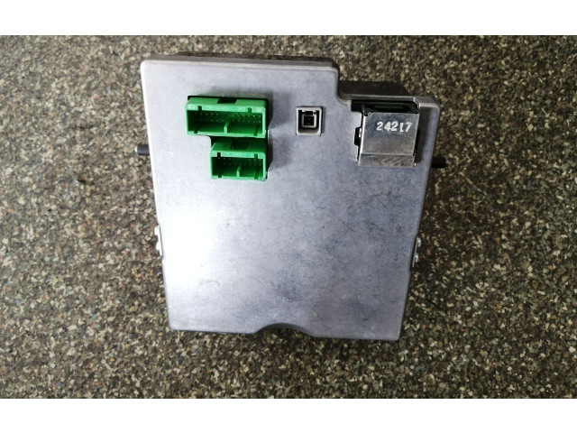 Tālruņa vadības bloks