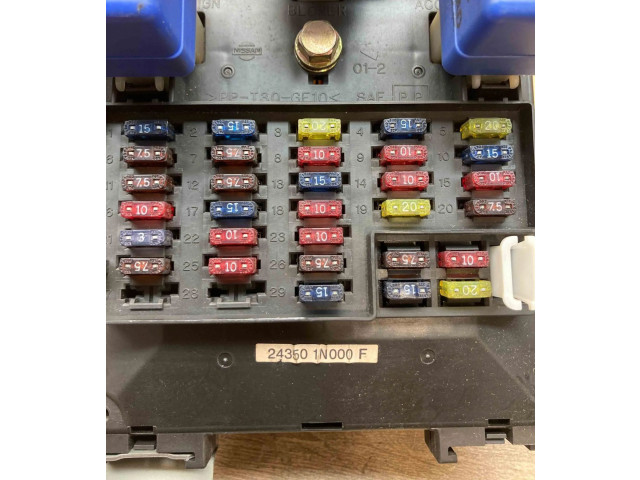 Блок предохранителей 243501N000F, 1N06A10 Nissan Almera