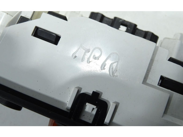 Блок управления климат-контролем 6000640051   Fiat Talento