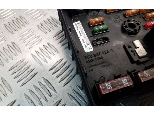 Pojistková skříňka 3C0937125A, 1K0937132F Volkswagen Tiguan 2013