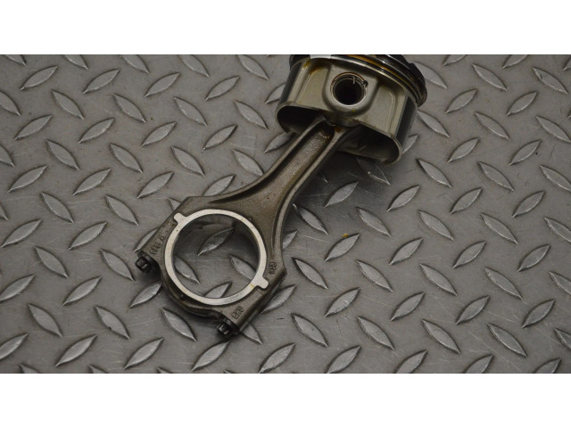 Píst 400A4738 Porsche 911 991 MDC.HA