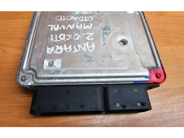 Блок управления двигателя 96814427, 5113160017   Chevrolet Captiva