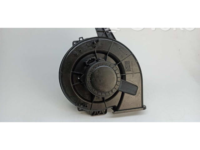 Вентилятор печки    6Q1819015J   Skoda Fabia Mk2 (5J)
