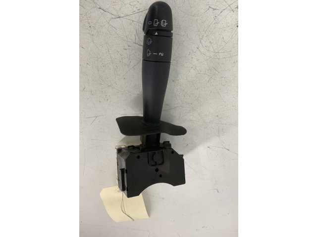 Ручка стеклоочистителей 142701 Renault Clio II