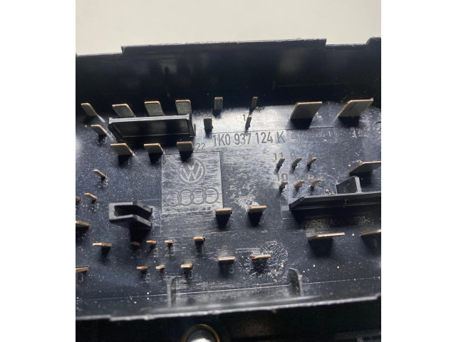 Блок предохранителей 1K0937124K   Volkswagen Touran I    