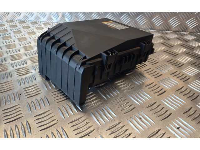 Блок предохранителей 1K0937124H Audi A3 S3 A3 Sportback 8P