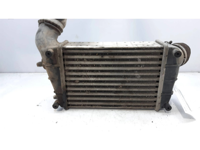 Интеркулер 0051715999 Alfa Romeo GT 1.9