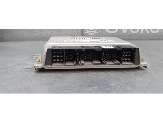 Блок управления двигателем Блок управления K33A18881 KIA Rio