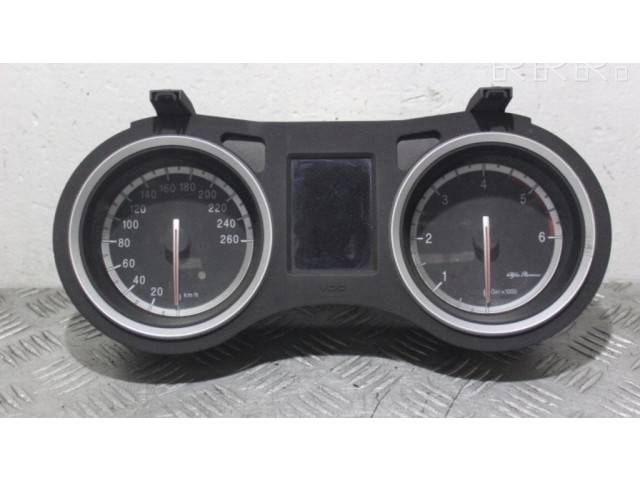 Панель приборов 0156072820 Alfa Romeo 159