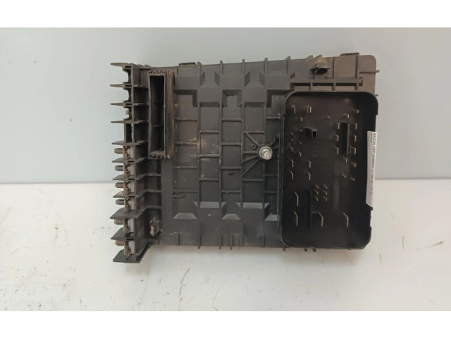 Блок предохранителей 1K0937125, 1K0937125   Skoda Yeti (5L)    