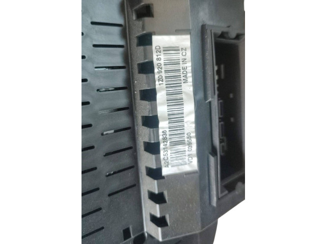 Панель приборов 968311C90ZV, 099680L0A   Skoda Octavia Mk2 (1Z)       