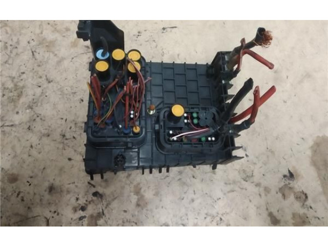 Блок предохранителей  1k0937132d, 1K0937132D   Audi A3 S3 8P    